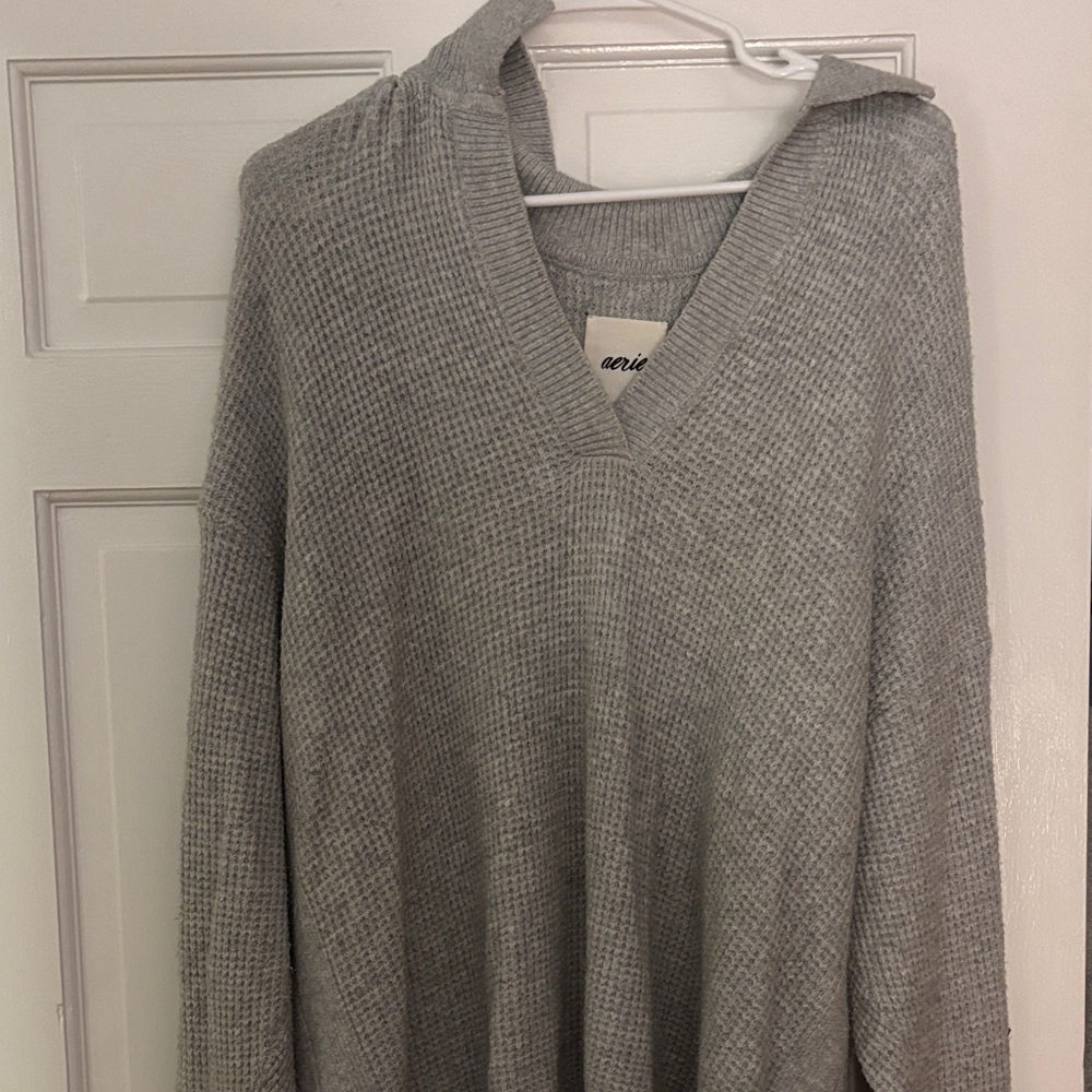 Aerie Light Gray V-Neck Sweater